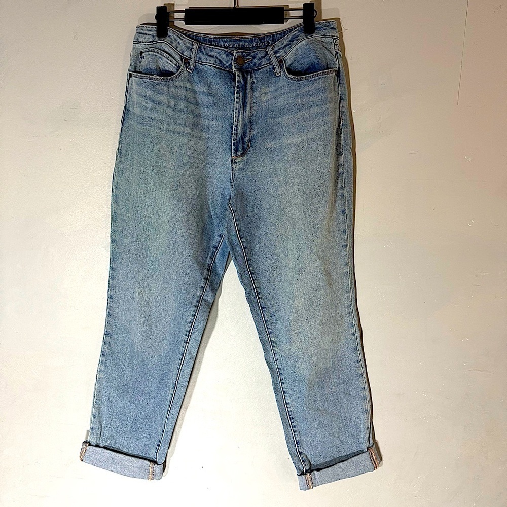 Articles of Society Straight Leg Light Wash Denim Jeans